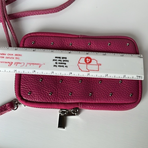 Borse In Pelle Women's Handbag Purse Hot Pink Stud Leather Phone Crossbody - Picture 9 of 11